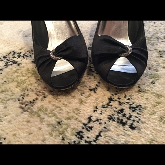 Stuart Weitzman Black Satin Peep Toe Heels - Picture 8 of 8